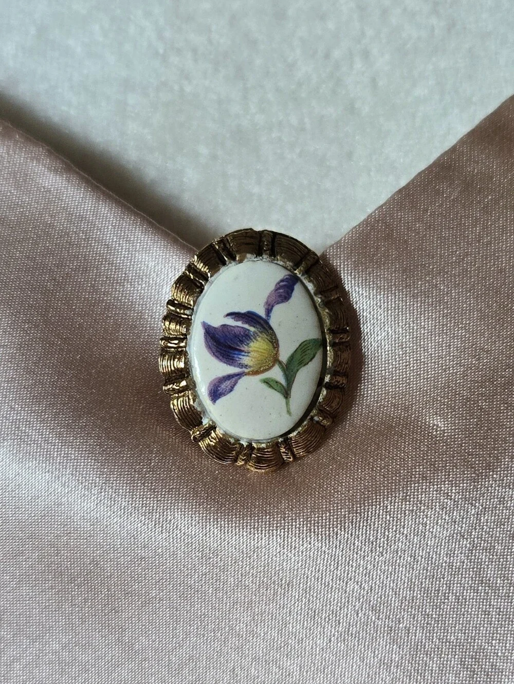 Vtg Painted Porcelain Oval Floral Hat Pin Brooch, Iris/Tulip, Fairy, Victorian